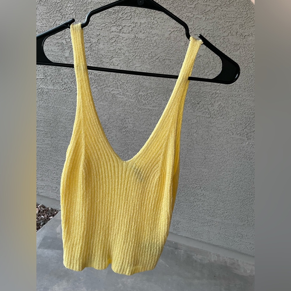 Yellow ribbed tank top with v neck